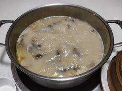 -煲王粤菜餐厅(中侨中心店)