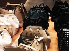-URBAN REVIVO(西安Momopark店)