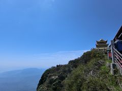 -峨嵋山金顶