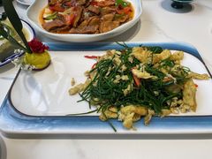 -三江源美食城