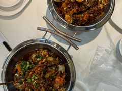 -凤凰路何眼镜香辣蟹(花果园店)