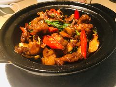 三杯牛蛙-穹六人间 people 6(岳阳路店)