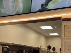 -喜茶(上海淮海中路渔阳里店)