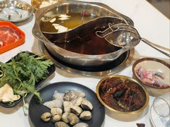 -尚品海鲜肥牛自助火锅(湖明店)