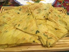 -闯关东东北农家菜(崂山石老人店)