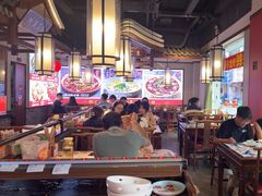 -川流不息·地道川菜·小龙虾(新松江路店)