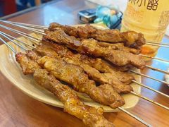 -亮亮面馆(经六路店)