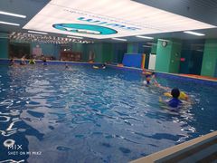 -Swim斯卫姆国际儿童游泳中心(红博中央公园店)