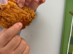 -麦当劳(上海虹桥站30B检票口楼上)