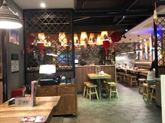 大堂-蒙自源米线大王(东站店)