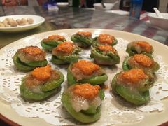 香煎蟹黄墨鱼饼-龙桥私厨·姜花菊花过桥鱼·顺德菜(容桂店)