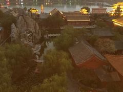 -开封府