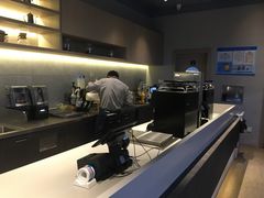 -瑞幸咖啡(新理想大厦店)