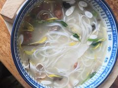 -桥香园过桥米线(国贸店)