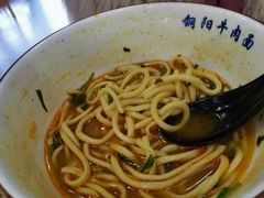 -钢阳酸菜红烧牛肉面(季乐路店)