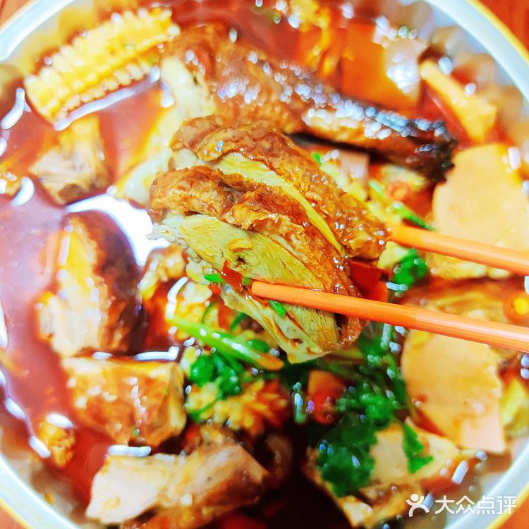 成都冒菜和广式烧鸭的奇妙相遇