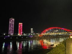 -中国宜宾·长江地标广场