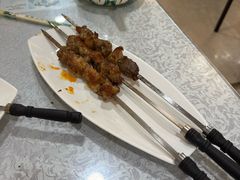 -汗腾格里·风味餐厅(新疆驻京办店)