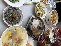 -有红鸡毛店·川菜(建设路店)