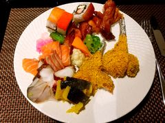 -唐拉雅秀酒店-西锦汇空中BBQ·思创餐厅