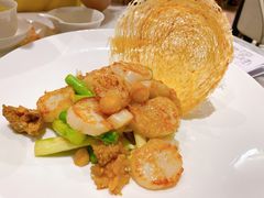 -香港百合居(LCM置汇旭辉广场店)