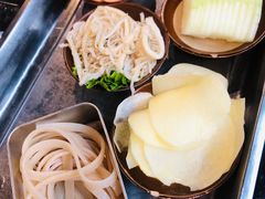 -周幺妹重庆老火锅(银泰城总店)