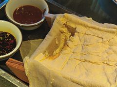 -靠山屯东北农家菜(八龙桥雅苑店)