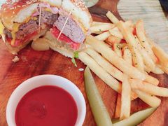 -羽深肉铺 Steak & Wine