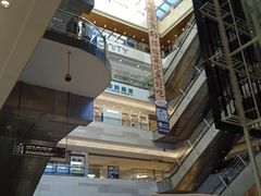 -燕莎友谊商城(金源店)