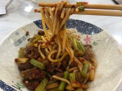 牛肉炒米粉-此疆彼界·卓记米粉