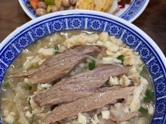 -崇德楼水盆牛羊肉泡馍馆(文艺路店)