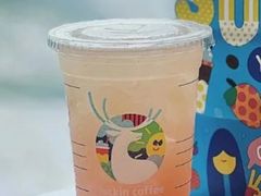 粉柠特调冰茶-瑞幸咖啡(深圳创新广场店)
