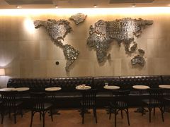 大堂-星巴克臻选(广州沙面店)