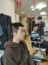 -韦恩先生Barbershop英式男士理发馆