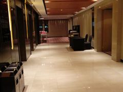 -上海龙之梦万丽酒店