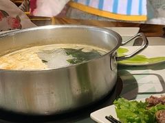 -花田煮鲜牛肉火锅(钟楼众汇店)