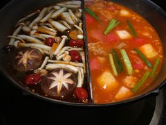 -湊湊火锅·茶憩(新中关购物中心店)