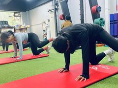 -征成健身连锁私教工作室(九公里店)