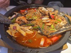 -鸣记脆皮烤鱼·海鲜烤鱼(三八广场店)