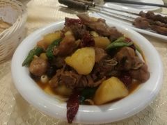 新疆大盘鸡-巴扎美食·新疆菜·西域歌舞表演餐厅(新疆大厦店)