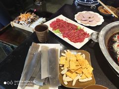 -宽板凳老灶火锅(南礼士路店)