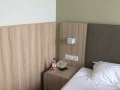 -汉庭（青岛台东步行街店）(原台东万达店)