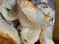 -黄阿姨锅贴大王(万航渡路店)