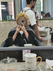 -AKOZO Beauty Salon