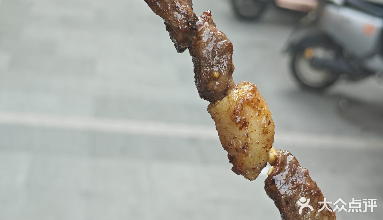 是第一次烧烤呀
