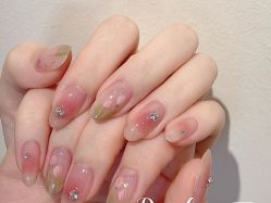-苏彩·皮肤管理美甲美睫