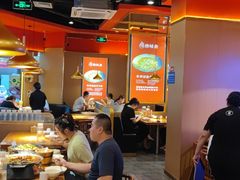 大堂-蜀香三绝·牛蛙·烤鱼·天府炒鸡(安丘泰华店)