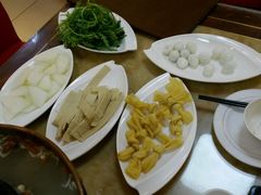-清真·玛丽亚新疆菜主题餐厅(浙江中路店)