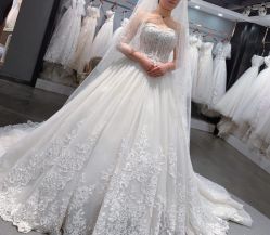 -艾米丽婚纱礼服