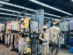 -迪卡侬(越秀公园店)